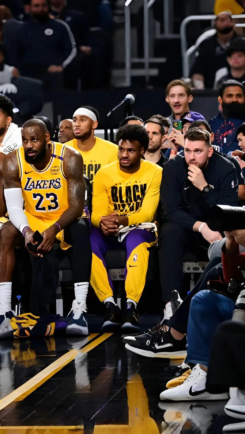 洛杉矶湖人队；洛杉矶湖人队最新消息